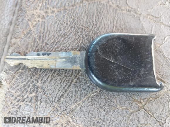 ✅ 2003 Ford Expedition Eddie Bauer • VIN: 1FMRU17W73LB39407 • Lot: 42042645. Wystawiony na IAAI z przebiegiem 220 011 mil. Bezpłatny archiwum sprzedaży aukcyjnych z USA i szczegółowy raport historii pojazdu na DreamBid. Zdjęcie 11.