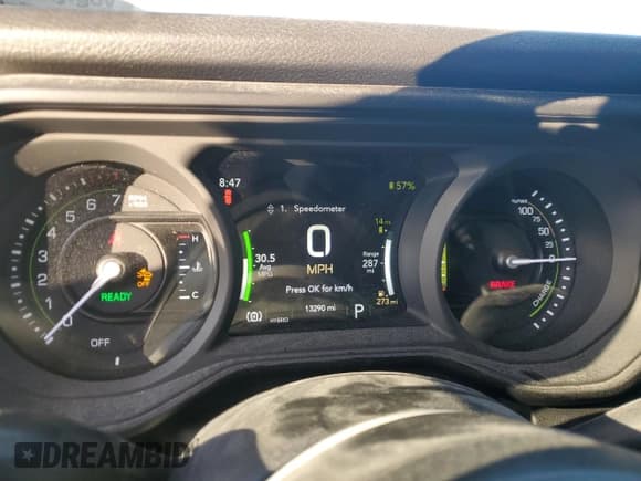 ✅ 2024 Jeep Wrangler Sport S • VIN: 1C4RJXN62RW141088 • Lot: 90041945. Wystawiony na Copart z przebiegiem 13 290 mil. Bezpłatny archiwum sprzedaży aukcyjnych z USA i szczegółowy raport historii pojazdu na DreamBid. Zdjęcie 9.