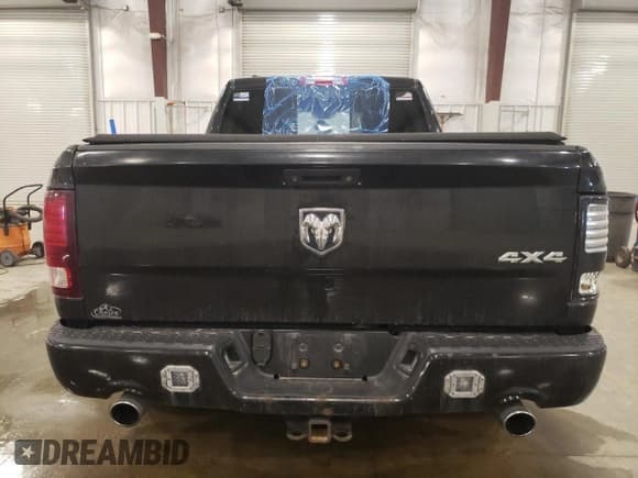 ✅ 2015 Ram 1500 Sport • VIN: 1C6RR7UT9FS777467 • Lot: 51936165. Wystawiony na Copart z przebiegiem 166 570 mil. Bezpłatny archiwum sprzedaży aukcyjnych z USA i szczegółowy raport historii pojazdu na DreamBid. Zdjęcie 6.