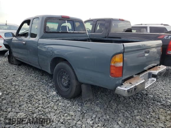 ✅ 1997 Toyota Tacoma • VIN: 4TAVL52N8VZ228250 • Lot: 81762565. Wystawiony na Copart z przebiegiem 238 312 mil. Bezpłatny archiwum sprzedaży aukcyjnych z USA i szczegółowy raport historii pojazdu na DreamBid. Zdjęcie 2.