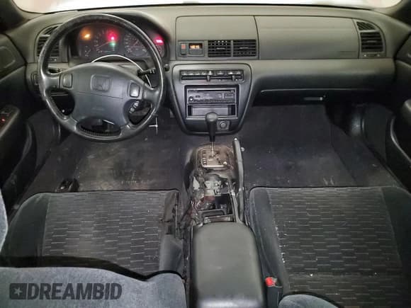 ✅ 1997 Honda Prelude • VIN: JHMBB6245VC013899 • Лот: 44386915. Опубликован ранее на Copart с пробегом 166 343 миль. Бесплатный доступ к архиву аукционных продаж из США и подробный отчёт об истории автомобиля на DreamBid. Изображение 8.