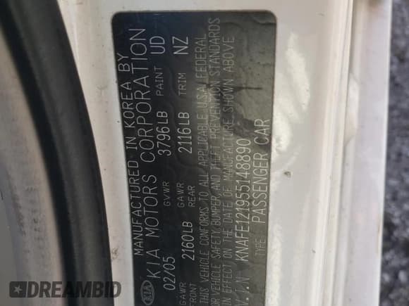 ✅ 2005 Kia Spectra LX • VIN: KNAFE121955148890 • Lot: 91065485. Wystawiony na Copart z przebiegiem 246 091 mil. Bezpłatny archiwum sprzedaży aukcyjnych z USA i szczegółowy raport historii pojazdu na DreamBid. Zdjęcie 13.