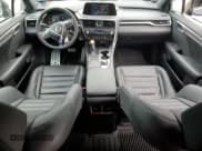 ✅ 2022 Lexus RX 450h F Sport • VIN: 2T2SGMDA4NC089949 • Lot: 72528784. Wystawiony na Copart z przebiegiem 24 912 mil. Bezpłatny archiwum sprzedaży aukcyjnych z USA i szczegółowy raport historii pojazdu na DreamBid. Zdjęcie 8.