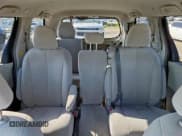 ✅ 2012 Toyota Sienna LE • VIN: 5TDKK3DC3CS256790 • Лот: 81681175. Опубликован ранее на Copart с пробегом 172 149 миль. Бесплатный доступ к архиву аукционных продаж из США и подробный отчёт об истории автомобиля на DreamBid. Изображение 10.