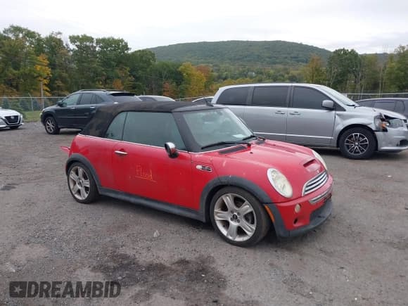 ✅ 2007 MINI Convertible S • VIN: WMWRH33527TL94583 • Lot: 40403620. Listed on IAAI with 83,501 mi. Free auction sales archive from the USA and detailed vehicle history report at DreamBid. Image 1.