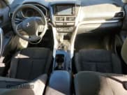 ✅ 2018 Mitsubishi Eclipse Cross ES • VIN: JA4AS3AA8JZ043242 • Lot: 85671645. Wystawiony na Copart z przebiegiem 113 382 mil. Bezpłatny archiwum sprzedaży aukcyjnych z USA i szczegółowy raport historii pojazdu na DreamBid. Zdjęcie 8.