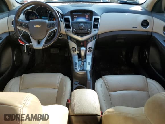 ✅ 2015 Chevrolet Cruze LTZ • VIN: 1G1PG5SB0F7101604 • Лот: 85852065. Опубликован ранее на Copart с пробегом 85 063 миль. Бесплатный доступ к архиву аукционных продаж из США и подробный отчёт об истории автомобиля на DreamBid. Изображение 8.