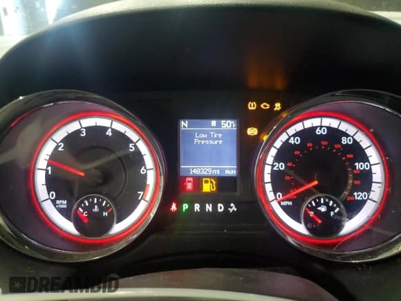 ✅ 2012 Dodge Grand Caravan Crew • VIN: 2C4RDGDG8CR178082 • Lot: 92629615. Wystawiony na Copart z przebiegiem 148 329 mil. Bezpłatny archiwum sprzedaży aukcyjnych z USA i szczegółowy raport historii pojazdu na DreamBid. Zdjęcie 9.