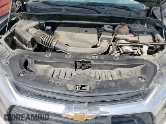 2021 Chevrolet Blazer LT z VIN 3GNKBJR45MS520568, wystawiony jako Copart lot #50696095 z przebiegiem 43 676 mil mil oraz Szkoda całkowita • Salvage title. Historia ofert i sprzedaży dostępna na DreamBid. Obrazek 12.