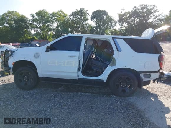 ✅ 2023 Chevrolet Tahoe Commercial • VIN: 1GNSCLED6PR228031 • Lot: 42547362. Listed on IAAI with 60,206 mi. Free auction sales archive from the USA and detailed vehicle history report at DreamBid. Image 15.