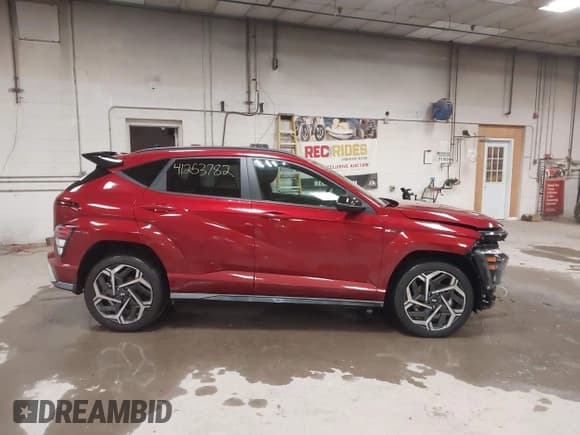 ✅ 2025 Hyundai Kona N Line S • VIN: KM8HBCA33SU205374 • Лот: 41253782. Опубликован ранее на IAAI с пробегом 626 миль. Бесплатный доступ к архиву аукционных продаж из США и подробный отчёт об истории автомобиля на DreamBid. Изображение 14.