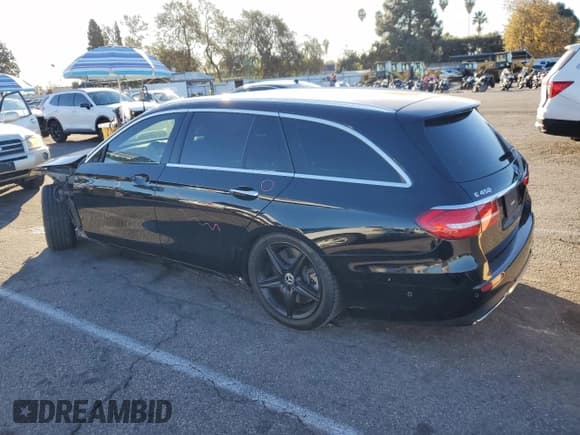 ✅ 2019 Mercedes-Benz E 450 • VIN: WDDZH6JB2KA528466 • Lot: 86706824. Listed on Copart with 25,922 mi. Free auction sales archive from the USA and detailed vehicle history report at DreamBid. Image 2.