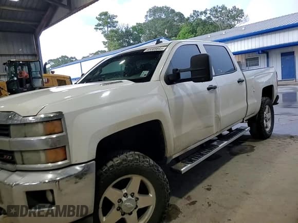 ✅ 2015 Chevrolet Silverado 2500HD LT • VIN: 1GC1KVE87FF186376 • Лот: 69389645. Опубликован ранее на Copart с пробегом 272 351 миль. Бесплатный доступ к архиву аукционных продаж из США и подробный отчёт об истории автомобиля на DreamBid. Изображение 13.