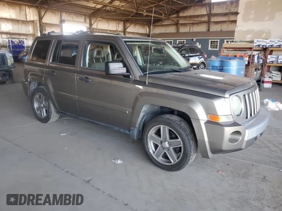✅ 2007 Jeep Patriot Limited • VIN: 1J8FF48W67D316930 • Лот: 67775365. Опубликован ранее на Copart с пробегом 150 901 миль. Бесплатный доступ к архиву аукционных продаж из США и подробный отчёт об истории автомобиля на DreamBid. Изображение 4.