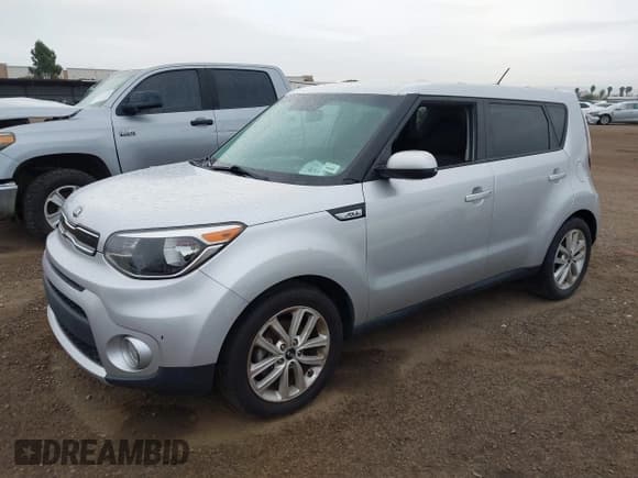 ✅ 2018 Kia Soul + • VIN: KNDJP3A51J7585949 • Lot: 43715585. Listed on IAAI with 93,576 mi. Free auction sales archive from the USA and detailed vehicle history report at DreamBid. Image 17.