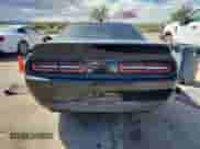 2017 Dodge Challenger 392 Hemi Scat Pack Shaker z VIN 2C3CDZFJ5HH601311, wystawiony jako Copart lot #82135595 z przebiegiem 60 553 mil mil oraz Szkoda całkowita • Salvage title. Historia ofert i sprzedaży dostępna na DreamBid. Obrazek 6.