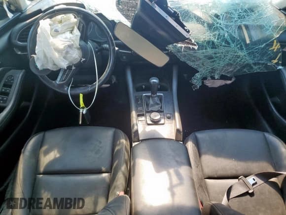 ✅ 2021 Mazda 3 Select • VIN: JM1BPABL9M1317437 • Lot: 81139255. Listed on Copart with Not provided. Free auction sales archive from the USA and detailed vehicle history report at DreamBid. Image 8.