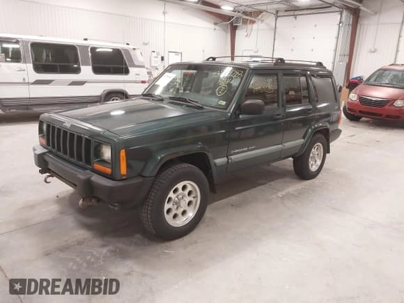 ✅ 2000 Jeep Cherokee • VIN: 1J4FF48S5YL262803 • Лот: 43759283. Опубликован ранее на IAAI с пробегом 113 073 миль. Бесплатный доступ к архиву аукционных продаж из США и подробный отчёт об истории автомобиля на DreamBid. Изображение 2.