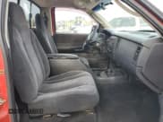 ✅ 2002 Dodge Dakota Sport • VIN: 1B7GG36X52S502008 • Lot: 52378325. Wystawiony na Copart z przebiegiem 262 220 mil. Bezpłatny archiwum sprzedaży aukcyjnych z USA i szczegółowy raport historii pojazdu na DreamBid. Zdjęcie 10.