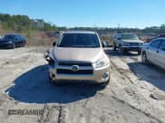 ✅ 2009 Toyota RAV4 • VIN: 2T3ZF31V89W009538 • Lot: 41618796. Wystawiony na IAAI z przebiegiem 103 258 mil. Bezpłatny archiwum sprzedaży aukcyjnych z USA i szczegółowy raport historii pojazdu na DreamBid. Zdjęcie 12.