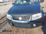 ✅ 2007 Suzuki Grand Vitara Luxury • VIN: JS3TE947674200802 • Lot: 43809399. Wystawiony na IAAI z przebiegiem 227 868 mil. Bezpłatny archiwum sprzedaży aukcyjnych z USA i szczegółowy raport historii pojazdu na DreamBid. Zdjęcie 6.