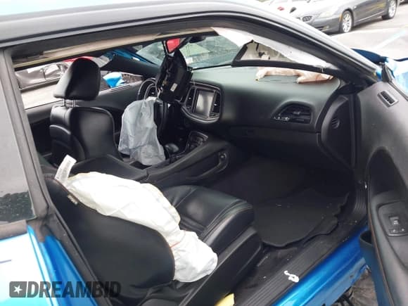 ✅ 2016 Dodge Challenger R/T Plus • VIN: 2C3CDZBT2GH153146 • Lot: 41269202. Listed on IAAI with 80,573 mi. Free auction sales archive from the USA and detailed vehicle history report at DreamBid. Image 5.