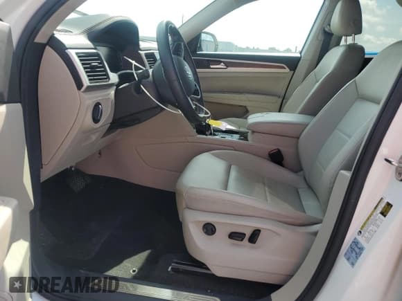 ✅ 2022 Volkswagen Atlas SE • VIN: 1V2WP2CA1NC508519 • Лот: 64035495. Опубликован ранее на Copart с пробегом 44 317 миль. Бесплатный доступ к архиву аукционных продаж из США и подробный отчёт об истории автомобиля на DreamBid. Изображение 7.