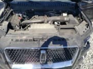 ✅ 2022 Lincoln Navigator Reserve • VIN: 5LMJJ3LT7NEL12067 • Lot: 47439155. Listed on Copart with 37,485 mi. Free auction sales archive from the USA and detailed vehicle history report at DreamBid. Image 12.