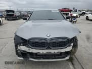 ✅ 2025 BMW 3 Series M340i xDrive • VIN: 3MW69FT09S8F02008 • Lot: 47468925. Wystawiony na Copart z przebiegiem 13 372 mil. Bezpłatny archiwum sprzedaży aukcyjnych z USA i szczegółowy raport historii pojazdu na DreamBid. Zdjęcie 5.