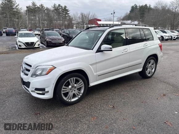 ✅ 2013 Mercedes-Benz GLK 350 • VIN: WDCGG8JB6DG028868 • Лот: 43887845. Опубликован ранее на IAAI с пробегом 156 863 миль. Бесплатный доступ к архиву аукционных продаж из США и подробный отчёт об истории автомобиля на DreamBid. Изображение 2.