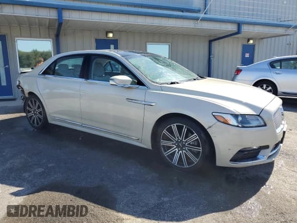 ✅ 2018 Lincoln Continental Reserve • VIN: 1LN6L9NP4J5601133 • Lot: 86799135. Wystawiony na Copart z przebiegiem 93 464 mil. Bezpłatny archiwum sprzedaży aukcyjnych z USA i szczegółowy raport historii pojazdu na DreamBid. Zdjęcie 4.