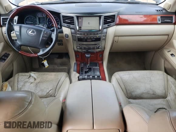 ✅ 2008 Lexus LX 570 • VIN: JTJHY00W784002586 • Лот: 89815485. Опубликован ранее на Copart с пробегом 232 868 миль. Бесплатный доступ к архиву аукционных продаж из США и подробный отчёт об истории автомобиля на DreamBid. Изображение 8.