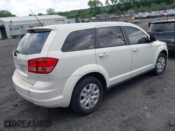 ✅ 2013 Dodge Journey SE • VIN: 3C4PDCAB7DT695493 • Lot: 42450756. Wystawiony na IAAI z przebiegiem 153 064 mil. Bezpłatny archiwum sprzedaży aukcyjnych z USA i szczegółowy raport historii pojazdu na DreamBid. Zdjęcie 4.