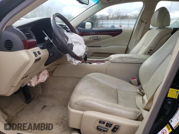 ✅ 2011 Lexus LS 460 • VIN: JTHCL5EFXB5010117 • Lot: 45366715. Wystawiony na Copart z przebiegiem 111 622 mil. Bezpłatny archiwum sprzedaży aukcyjnych z USA i szczegółowy raport historii pojazdu na DreamBid. Zdjęcie 7.