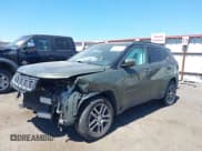 ✅ 2018 Jeep Compass Altitude • VIN: 3C4NJDBB2JT400557 • Лот: 42629821. Опубликован ранее на IAAI с пробегом 127 397 миль. Бесплатный доступ к архиву аукционных продаж из США и подробный отчёт об истории автомобиля на DreamBid. Изображение 2.