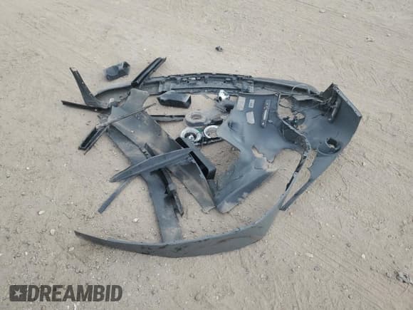 ✅ 2019 Dodge Challenger R/T Scat Pack • VIN: 2C3CDZFJ9KH719577 • Лот: 82574065. Опубликован ранее на Copart с пробегом 86 553 миль. Бесплатный доступ к архиву аукционных продаж из США и подробный отчёт об истории автомобиля на DreamBid. Изображение 12.