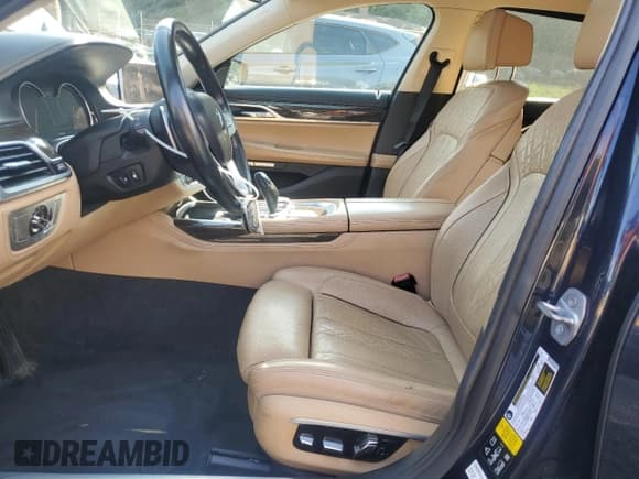 ✅ 2016 BMW 7 Series 750i xDrive • VIN: WBA7F2C54GG418169 • Lot: 69244195. Listed on Copart with 100,392 mi. Free auction sales archive from the USA and detailed vehicle history report at DreamBid. Image 7.
