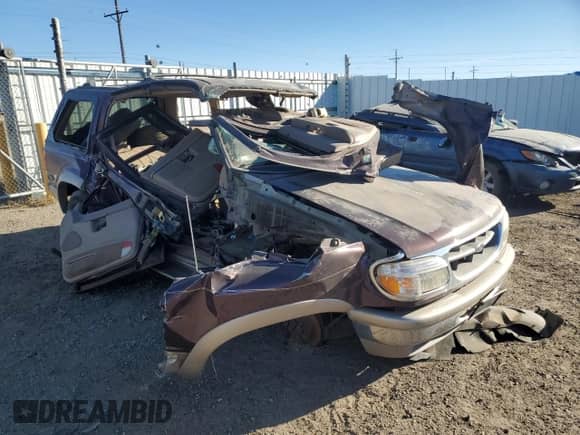 1997 Ford Explorer XL с VIN 1FMDU34E1VZC34160, выставлен на аукционе Copart как лот 70461085 с пробегом 175 863 миль миль и Чистый • Clean title. История ставок и продаж доступна на DreamBid. Изображение 4.