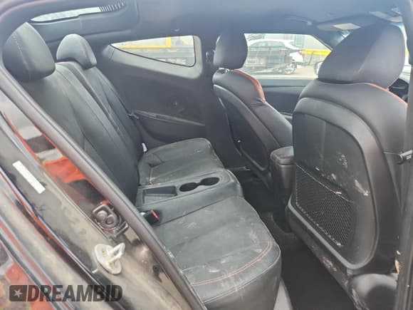 ✅ 2016 Hyundai Veloster Turbo R-Spec • VIN: KMHTC6AEXGU302833 • Lot: 63877805. Wystawiony na Copart z przebiegiem 37 971 mil. Bezpłatny archiwum sprzedaży aukcyjnych z USA i szczegółowy raport historii pojazdu na DreamBid. Zdjęcie 10.