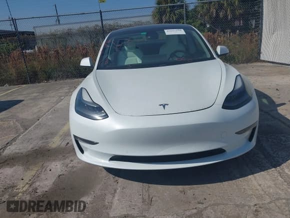 ✅ 2021 Tesla Model 3 Long Range • VIN: 5YJ3E1EB9MF048490 • Lot: 43697250. Wystawiony na IAAI z przebiegiem 58 078 mil. Bezpłatny archiwum sprzedaży aukcyjnych z USA i szczegółowy raport historii pojazdu na DreamBid. Zdjęcie 12.