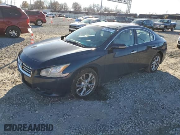 ✅ 2013 Nissan Maxima SV • VIN: 1N4AA5AP0DC819823 • Лот: 92946255. Опубликован ранее на Copart с пробегом 191 656 миль. Бесплатный доступ к архиву аукционных продаж из США и подробный отчёт об истории автомобиля на DreamBid. Изображение 1.