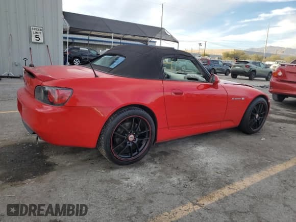 ✅ 2000 Honda S2000 • VIN: JHMAP1145YT001645 • Lot: 92281665. Wystawiony na Copart z przebiegiem 117 723 mil. Bezpłatny archiwum sprzedaży aukcyjnych z USA i szczegółowy raport historii pojazdu na DreamBid. Zdjęcie 3.