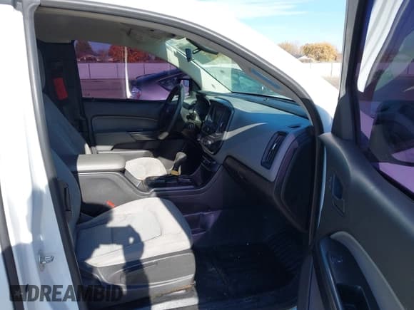 ✅ 2018 Chevrolet Colorado 2WD Work Truck • VIN: 1GCHSBEA2J1320765 • Лот: 43677702. Опубликован ранее на IAAI с пробегом 187 857 миль. Бесплатный доступ к архиву аукционных продаж из США и подробный отчёт об истории автомобиля на DreamBid. Изображение 5.