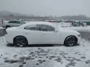 ✅ 2015 Dodge Charger SE • VIN: 2C3CDXBG2FH810016 • Lot: 43832127. Wystawiony na IAAI z przebiegiem Nie podano. Bezpłatny archiwum sprzedaży aukcyjnych z USA i szczegółowy raport historii pojazdu na DreamBid. Zdjęcie 13.