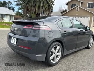 ✅ 2015 Chevrolet Volt • VIN: 1G1RD6E41FU140756 • Lot: 46130024. Wystawiony na Copart z przebiegiem 77 745 mil. Bezpłatny archiwum sprzedaży aukcyjnych z USA i szczegółowy raport historii pojazdu na DreamBid. Zdjęcie 4.