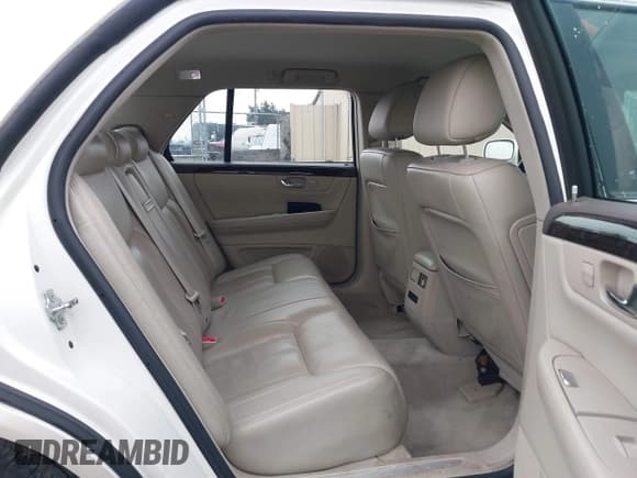 ✅ 2008 Cadillac DTS 1SC • VIN: 1G6KD57Y88U113711 • Lot: 43191891. Listed on IAAI with 140,826 mi. Free auction sales archive from the USA and detailed vehicle history report at DreamBid. Image 8.