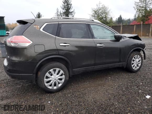 ✅ 2016 Nissan Rogue S • VIN: KNMAT2MV6GP644388 • Лот: 92355655. Опубликован ранее на Copart с пробегом 96 007 миль. Бесплатный доступ к архиву аукционных продаж из США и подробный отчёт об истории автомобиля на DreamBid. Изображение 3.