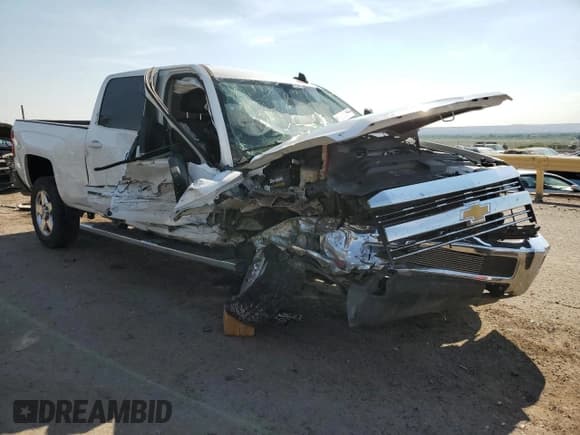 ✅ 2015 Chevrolet Silverado 2500HD LT • VIN: 1GC1CVEG5FF621724 • Lot: 62314484. Wystawiony na Copart z przebiegiem Nie podano. Bezpłatny archiwum sprzedaży aukcyjnych z USA i szczegółowy raport historii pojazdu na DreamBid. Zdjęcie 4.