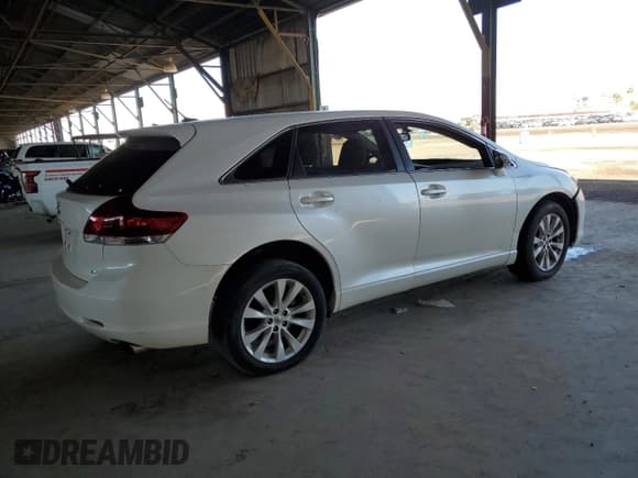 ✅ 2014 Toyota Venza LE • VIN: 4T3ZA3BB4EU086548 • Лот: 80752605. Опубликован ранее на Copart с пробегом Не указан. Бесплатный доступ к архиву аукционных продаж из США и подробный отчёт об истории автомобиля на DreamBid. Изображение 3.