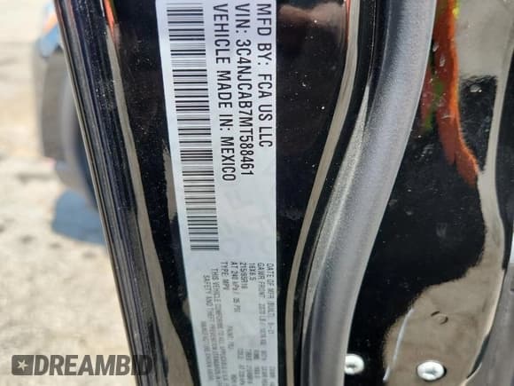 ✅ 2021 Jeep Compass Sport • VIN: 3C4NJCAB7MT588461 • Lot: 61834045. Listed on Copart with 114,732 mi. Free auction sales archive from the USA and detailed vehicle history report at DreamBid. Image 12.